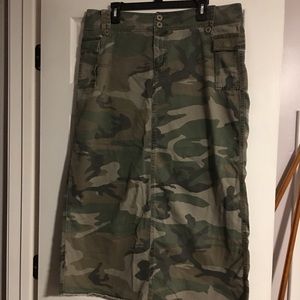 Catos Long Camo Skirt size 16